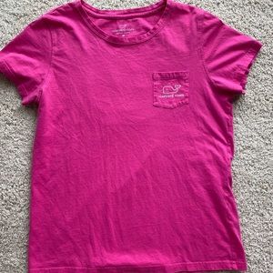 Vineyard Vines t-shirt